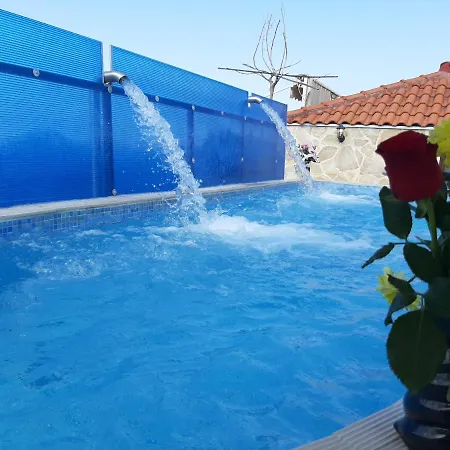 Apartahotel Flesvos 2*