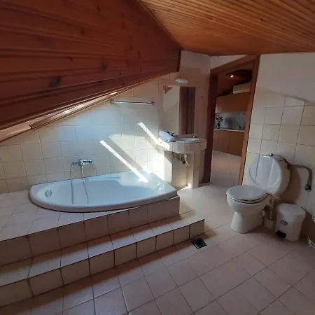 Flesvos Apartahotel 2*