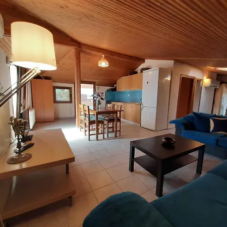 Flesvos Hotel apartamentowy 2*