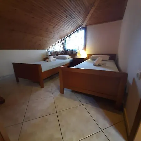 Hotel apartamentowy Flesvos Pefkochori